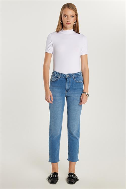 Kadın Slim Fit Dar Kesim Kısa Boru Paça Mavi Jean Kot Pantolon