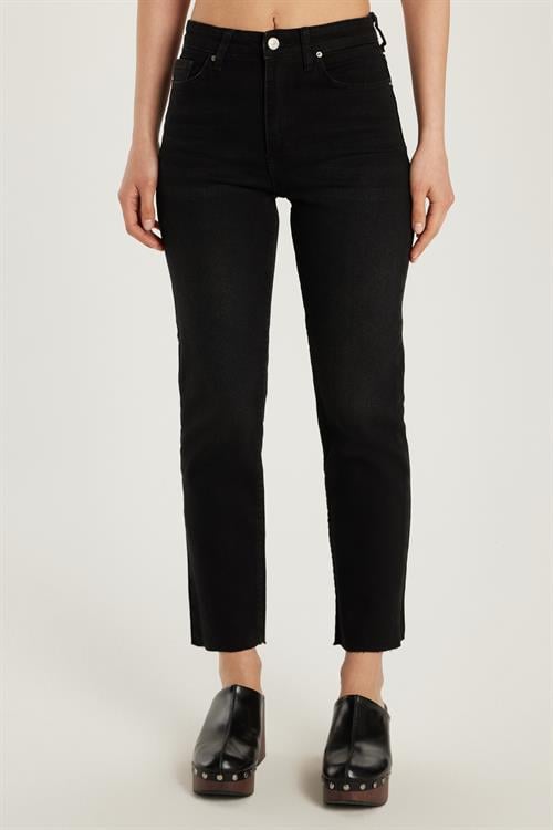Kadın Slim Fit Dar Kesim Kısa Boru Paça Füme Jean Kot Pantolon 