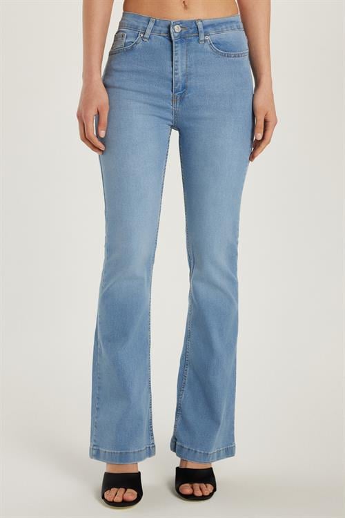 Kadın Regular Fit Likralı İspanyol Paça Mavi Jean Kot Pantolon