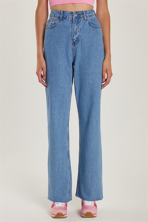 Kadın Regular Fit Cepli Geniş Paça Mavi Jean Kot Pantolon