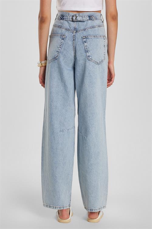 Kadın Regular Fit Tokalı Geniş Paça Baggy Mavi Jean Kot Pantolon
