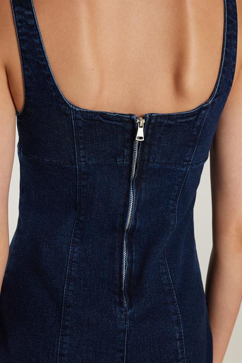 Kadın Slim Fit Dar Kesim Askılı U Yaka Denim Elbise