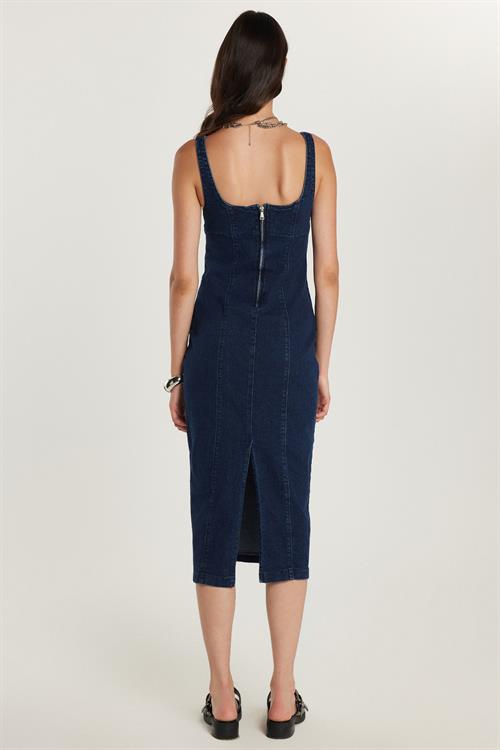 Kadın Slim Fit Dar Kesim Askılı U Yaka Denim Elbise