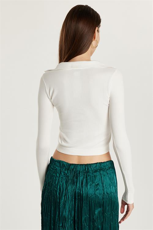 Kadın Slim Fit Dar Kesim V Yaka Ekru Bluz