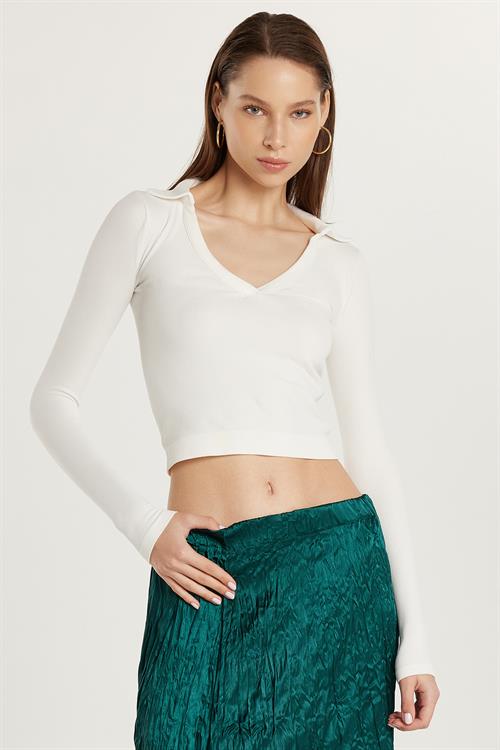 Kadın Slim Fit Dar Kesim V Yaka Ekru Bluz