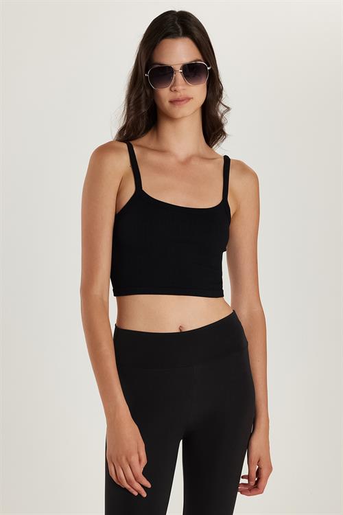 Kadın Slim Fit Kare Yaka Düz Basic Siyah Crop Atlet