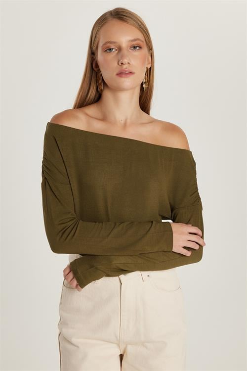 Kadın Slim Fit Dar Kesim Kayık Yaka Viskon Yeşil Bluz