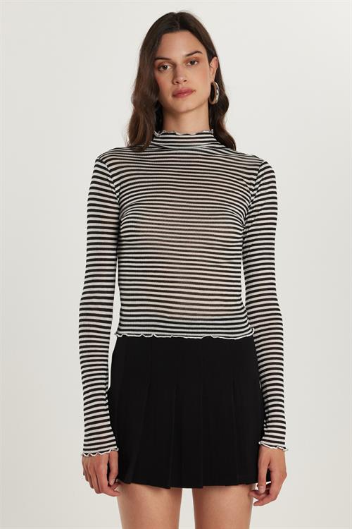 Kadın Slim Fit Dar Kesim Uzun Kollu Çizgili Yarım Balıkçı Yaka Bluz