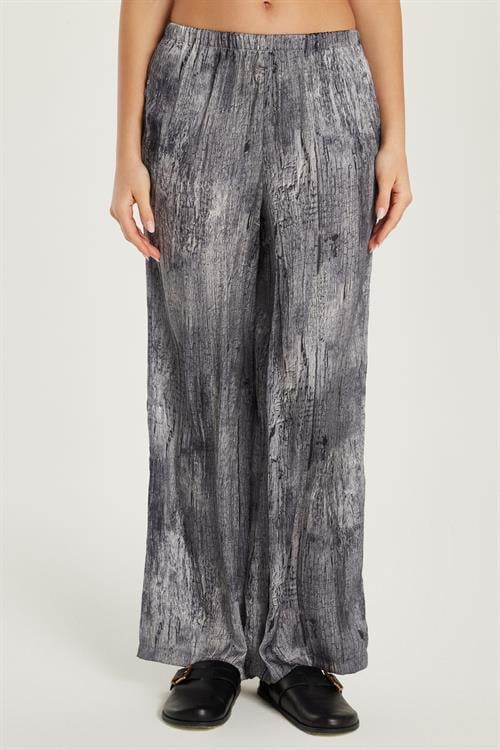 Kadın Slim Fit Lastikli Baskılı Geniş Paça Siyah Pantolon