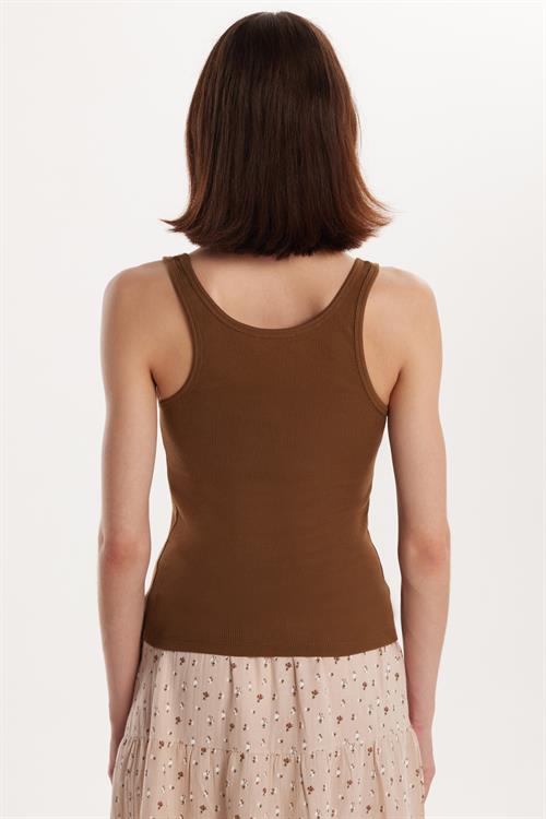 Kadın Modal Kumaş Standart Fit İnce Askılı U Yaka Düğmeli Body Atlet