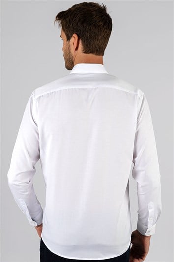 Erkek Regular Fit Klasik Kesim Pamuklu Oxford Doku Tek Cepli Beyaz Düğmeli Yaka Gömlek