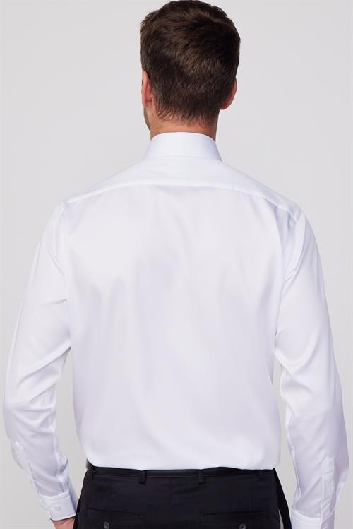 Regular Fit Beyaz Non-Iron %100 Pamuk Doğa Dostu Ekoteks Belgeli Ütü Gerektirmez Gömlek