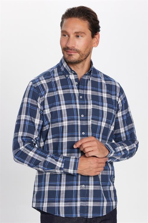 Erkek Regular Fit Klasik Kesim Oversize %100 Pamuk Keten Doku Tek Cep Kareli Düğmeli Yaka Gömlek