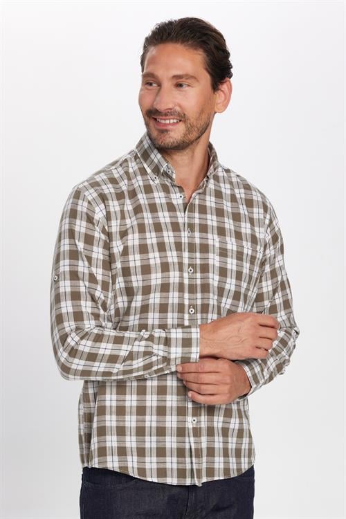 Erkek Regular Fit Klasik Kesim Oversize %100 Pamuk Keten Doku Tek Cep Kareli Düğmeli Yaka Gömlek