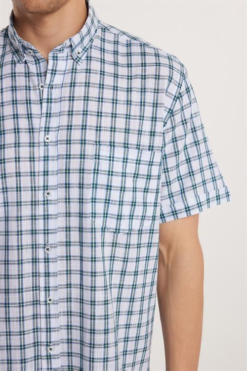 Erkek Regular Fit Klasik Kesim Oversize %100 Pamuk Keten Doku Tek Cepli Kareli Kısa Kollu Düğmeli Yaka Gömlek
