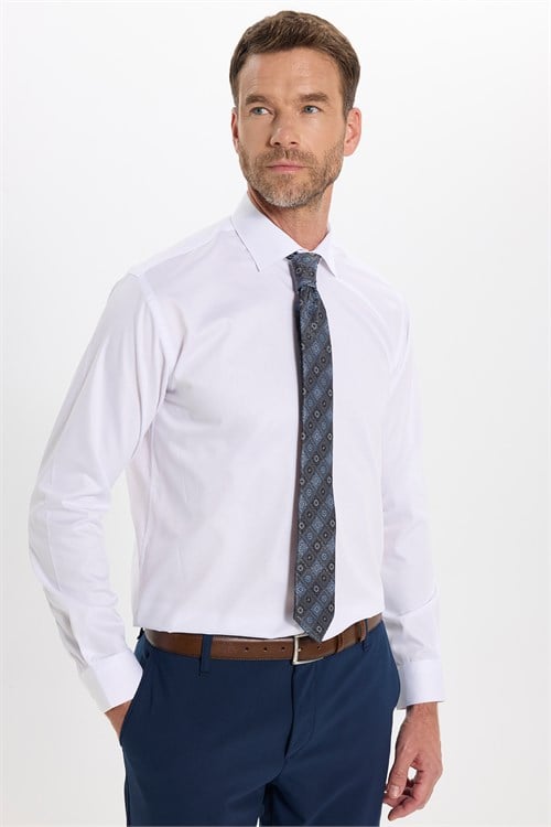 Erkek Regular Fit Rahat Kesim Beyaz Non-Iron Pamuklu  Gömlek