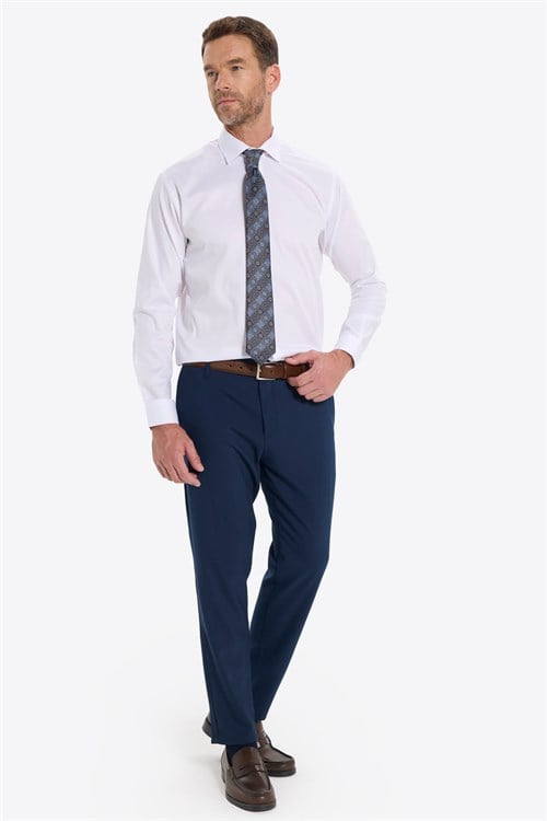 Erkek Regular Fit Rahat Kesim Beyaz Non-Iron Pamuklu  Gömlek