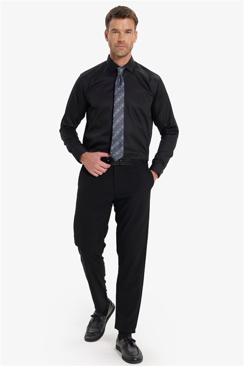 Erkek Regular Fit Rahat Kesim Siyah Non-Iron Pamuklu  Gömlek