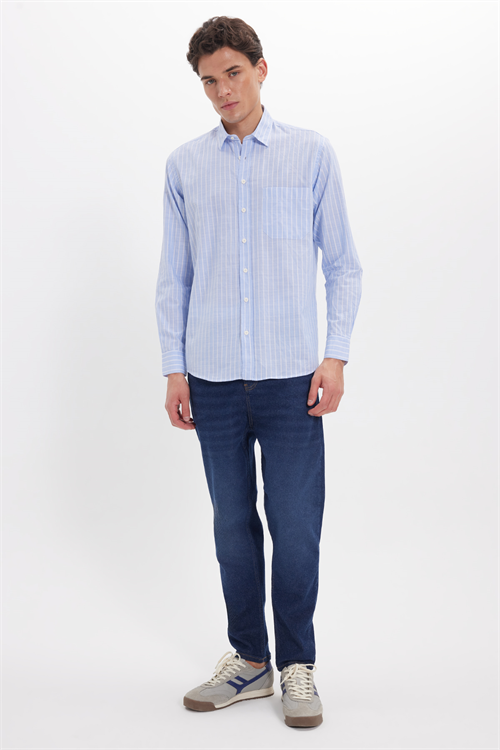 Erkek Regular Fit Klasik Kesim Oversize Uzun Kollu %100 Pamuk Keten Doku Tek Cepli Mavi Çizgili Gömlek