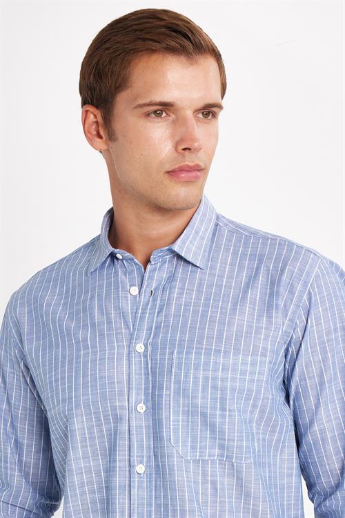 Erkek Regular Fit Klasik Kesim Oversize Uzun Kollu %100 Pamuk Keten Doku Tek Cepli Çizgili Mavi Gömlek