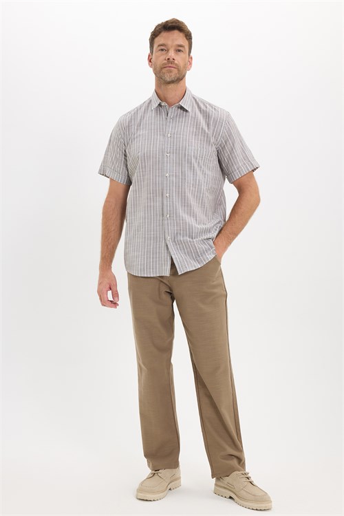 Erkek Regular Fit Klasik Kesim Oversize %100 Pamuk Kısa Kollu Keten Doku Tek Cep Çizgili Gömlek