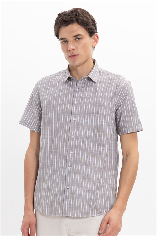 Erkek Regular Fit Klasik Kesim Oversize %100 Pamuk Kısa Kollu Keten Doku Tek Cep Çizgili Gömlek