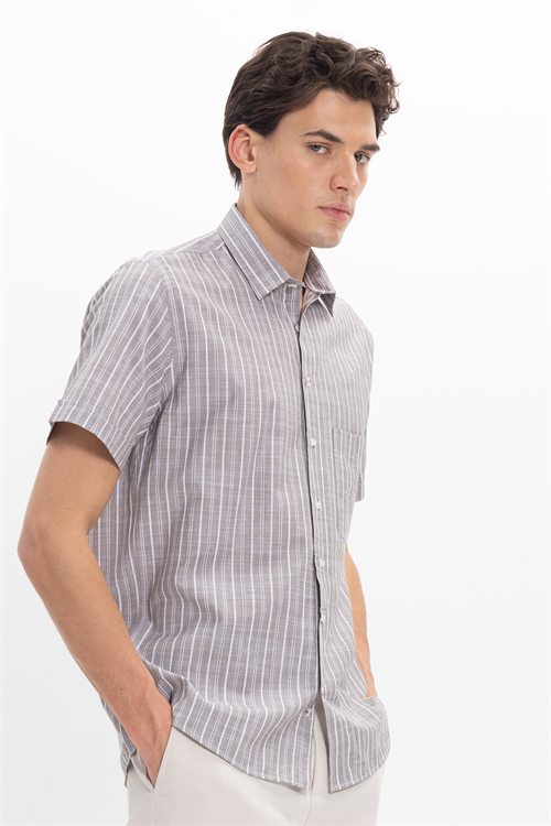 Erkek Regular Fit Klasik Kesim Oversize %100 Pamuk Kısa Kollu Keten Doku Tek Cep Çizgili Gömlek
