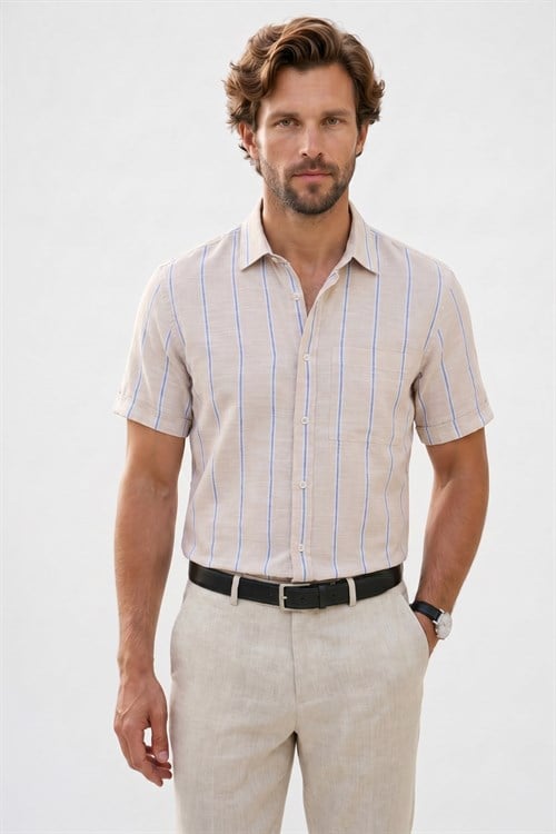 Erkek Regular Fit Klasik Kesim Oversize %100 Pamuk Keten Doku Tek Cepli Çizgili Kısa Kollu Bej Gömlek