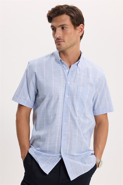 Erkek Regular Fit Klasik Kesim Oversize %100 Pamuk Keten Doku Tek Cepli Çizgili Kısa Kollu Mavi Gömlek