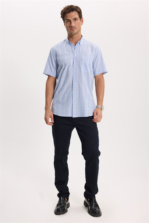 Erkek Regular Fit Klasik Kesim Oversize %100 Pamuk Keten Doku Tek Cepli Çizgili Kısa Kollu Mavi Gömlek