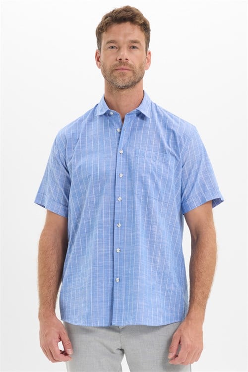 Erkek Regular Fit Klasik Kesim Oversize %100 Pamuk Keten Doku Tek Cepli Çizgili Kısa Kollu Saks Mavi Gömlek