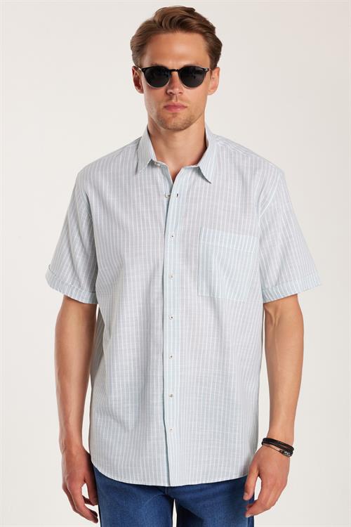 Erkek Regular Fit Klasik Kesim Oversize %100 Pamuk Kısa Kollu Keten Doku Tek Cepli Çizgili Yeşil Gömlek