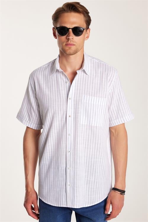 Erkek Regular Fit Klasik Kesim Oversize %100 Pamuk Kısa Kollu Keten Doku Tek Cep Çizgili Gömlek