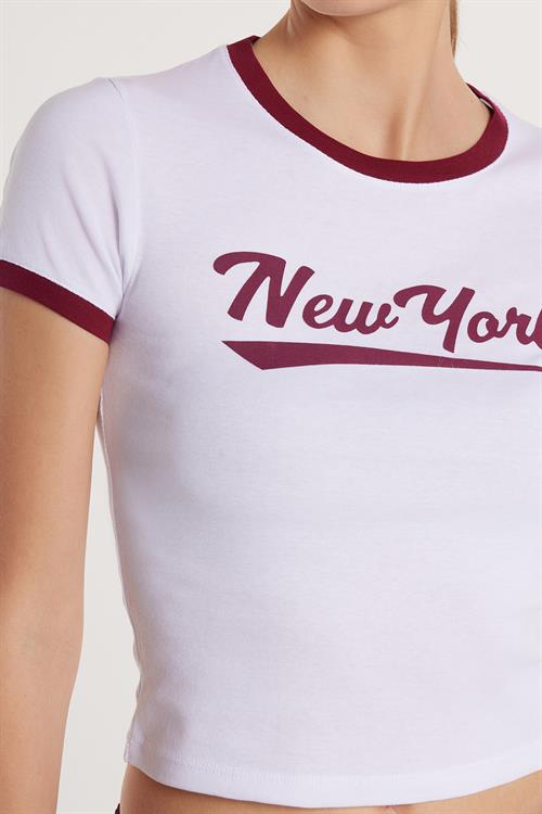 Kadın Slim Fit Dar Kesim %100 Pamuk Kısa Kollu Bisiklet Yaka Baskılı Beyaz Tişört