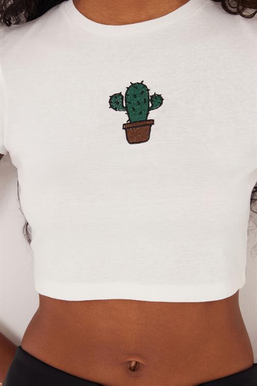 Kadın Slim Fit Dar Kesim %100 Pamuk Bisiklet Yaka Baskılı Beyaz Crop Tişört