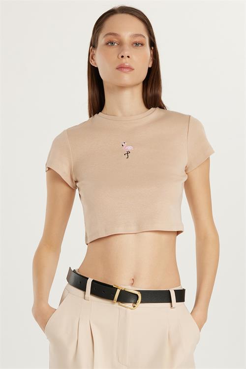 Kadın Slim Fit Dar Kesim %100 Pamuk Bisiklet Yaka Baskılı Bej Crop Tişört
