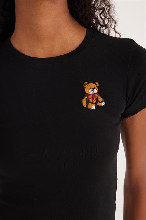 Kadın Slim Fit Dar Kesim Kısa Kollu Bisiklet Yaka Nakışlı Siyah Tişört