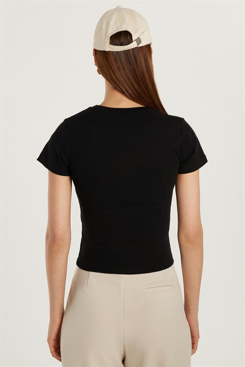 Kadın Slim Fit Dar Kesim Kısa Kollu Bisiklet Yaka Baskılı Siyah Tişört