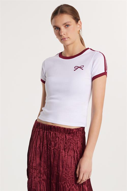 Kadın Slim Fit Dar Kesim %100 Pamuk Kısa Kollu Bisiklet Yaka Baskılı Beyaz Tişört