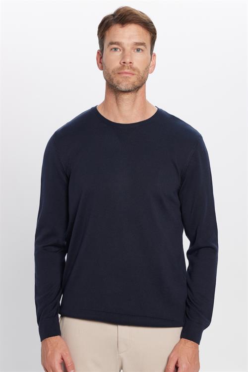 Erkek Standart Fit Normal Kesim Bisiklet Yaka Lacivert Triko Kazak