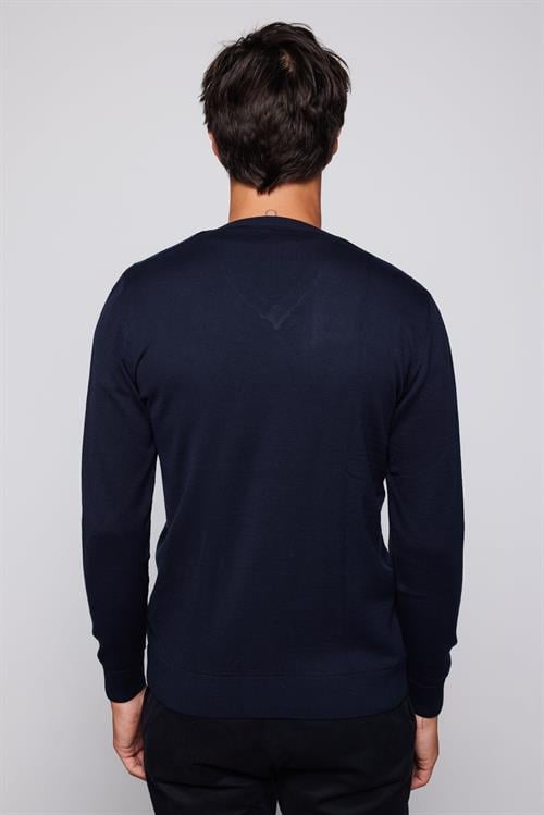 Erkek Slim Fit V Yaka Kareli Lacivert Triko Kazak