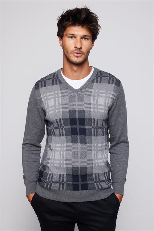 Erkek Slim Fit V Yaka Kareli Gri Triko Kazak