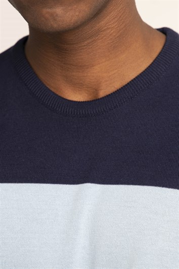 Erkek Slim Fit Dar Kesim Bisiklet Yaka Desenli Renkli Triko Kazak