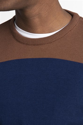 Erkek Slim Fit Dar Kesim Bisiklet Yaka Desenli Renkli Triko Kazak