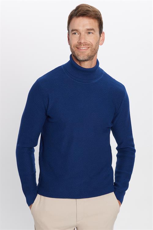 Erkek Slim Fit Balıkçı Yaka Desenli Sax Mavi Triko Kazak