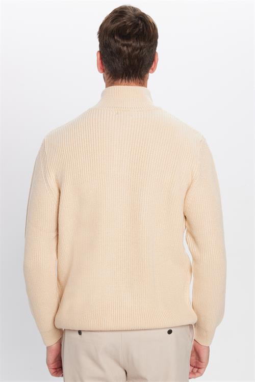 Erkek Slim Fit Dar Kesim Fermuarlı Bej Dik Yaka Triko Kazak