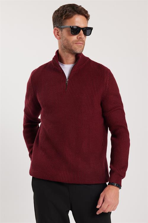 Erkek Slim Fit Dar Kesim Fermuarlı Bordo Dik Yaka Triko Kazak