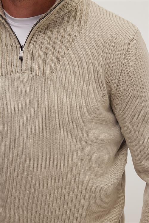 Erkek Slim Fit Dar Kesim Armürlü Fermuarlı Taş Dik Yaka Kazak