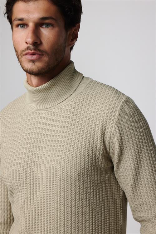 Slim Fit Tam Boğazlı Tüylenmeye Karşı Dirençli Taş Rengi Erkek Kazak