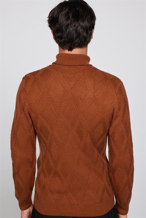 Slim Fit Dar Kesim Tam Balıkçı Yaka Desenli Kahverengi Erkek Triko Kazak